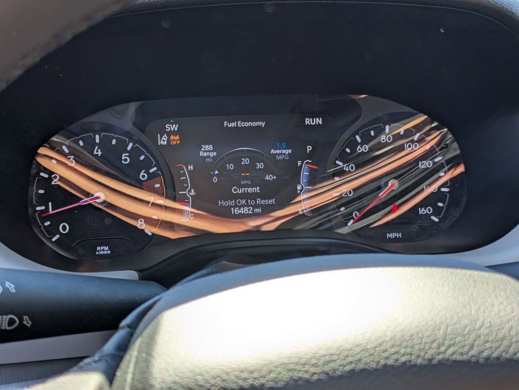 Used 2025 Jeep Compass Limited image 19