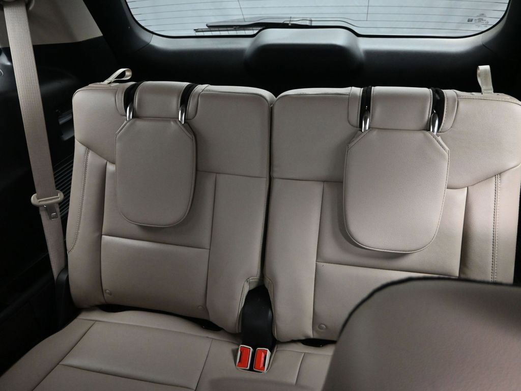 Used 2023 Ford Explorer Limited image 30