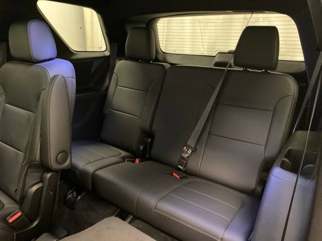 Used 2023 Chevrolet Traverse LT w/ LT Premium Package AWD/4WD image 23