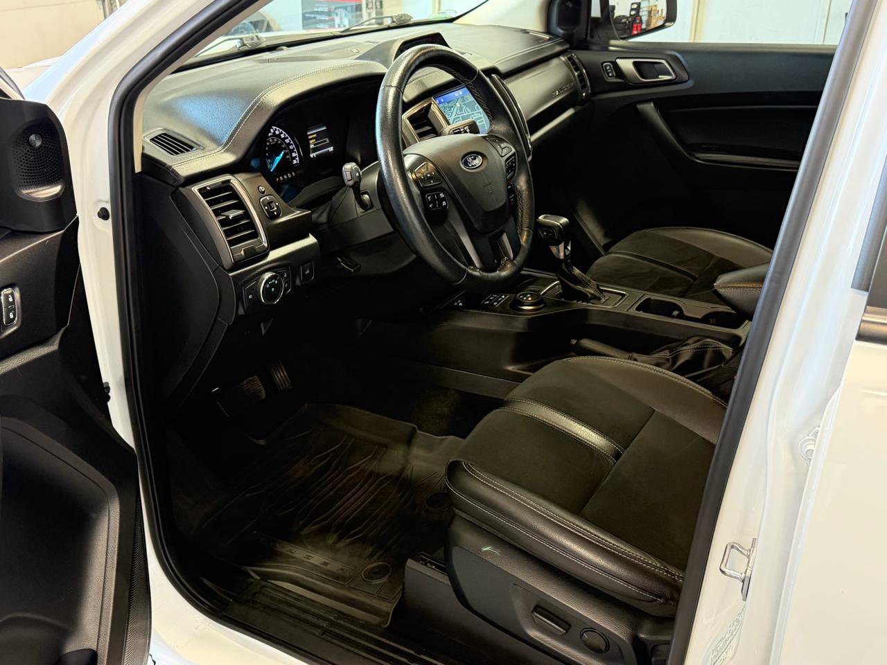 Used 2021 Ford Ranger Lariat w/ Tremor Off-Road Package image 6