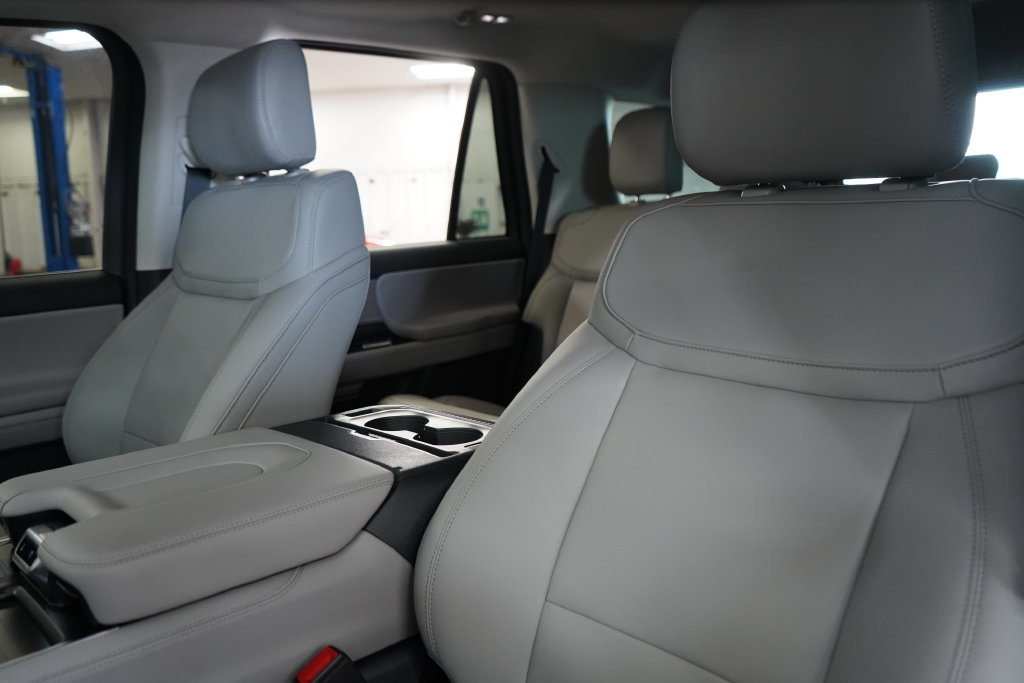 New 2026 Ford Expedition Active AWD/4WD image 20