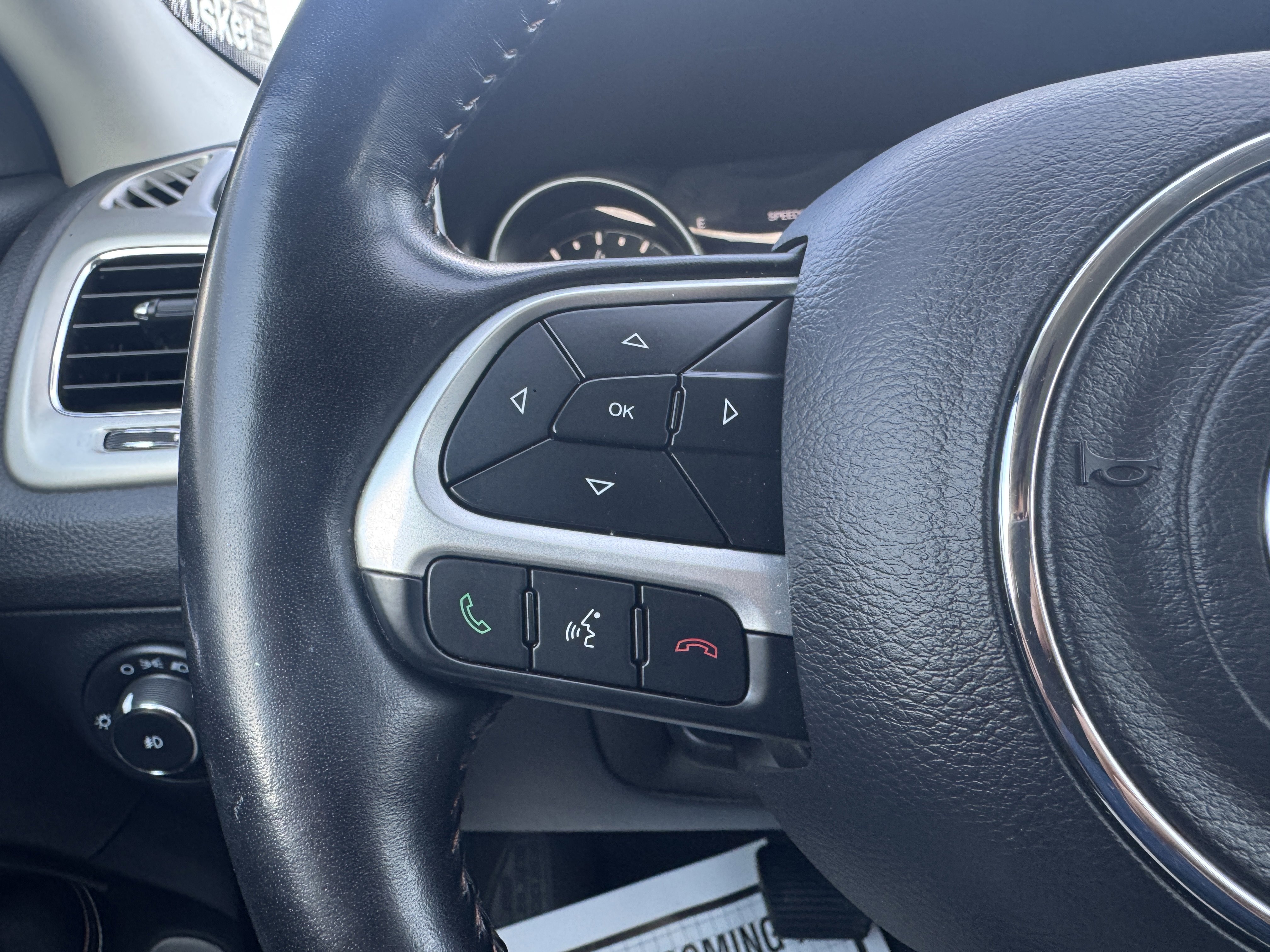 Certified 2021 Jeep Compass Latitude w/ Convenience Group image 15