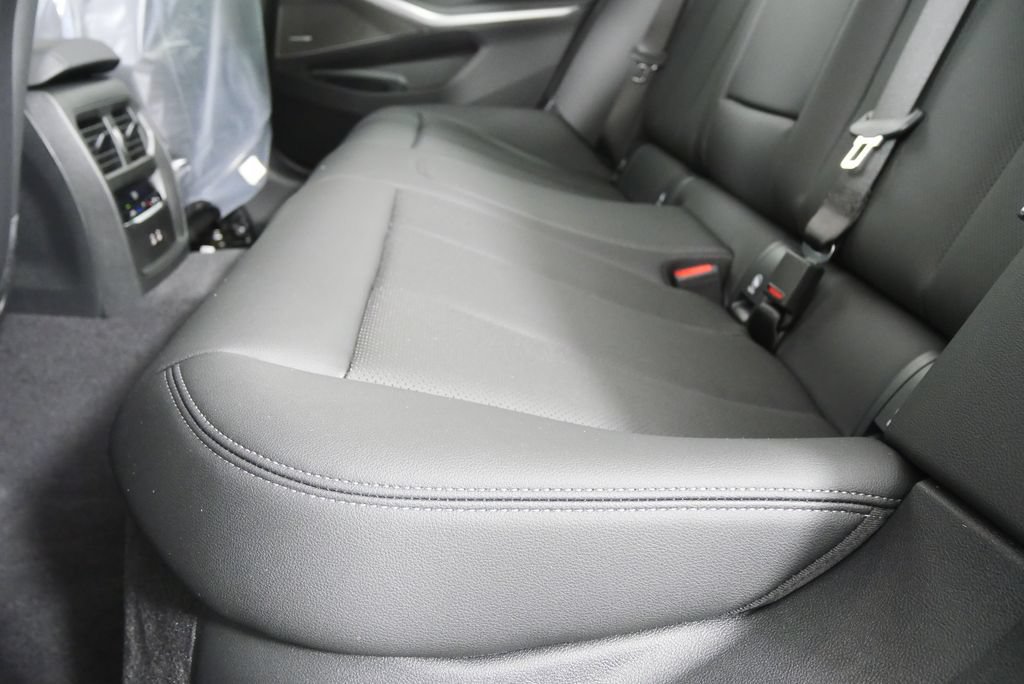 Used 2026 BMW 330i Sedan RWD image 14