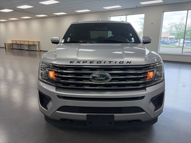 Used 2019 Ford Expedition XLT w/ Equipment Group 202A image 2