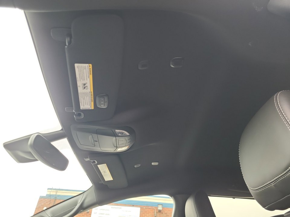 New 2026 Chrysler Pacifica Select w/ S Appearance Package image 21