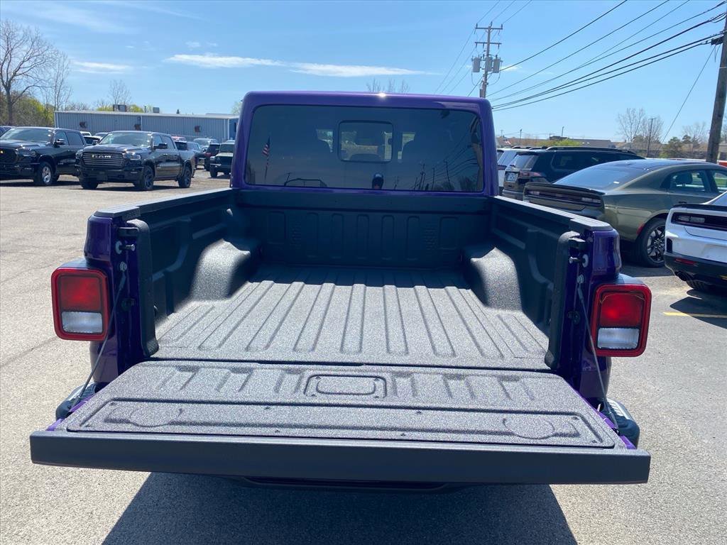 New 2026 Jeep Gladiator Sport AWD/4WD image 13