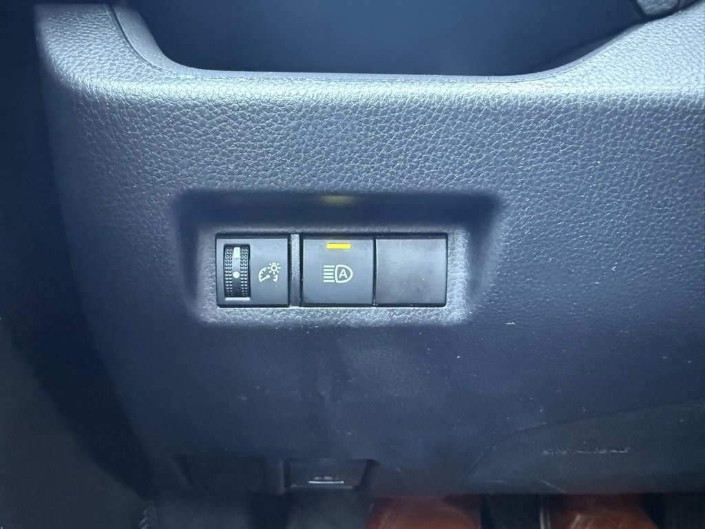 Used 2022 Toyota RAV4 XLE image 44