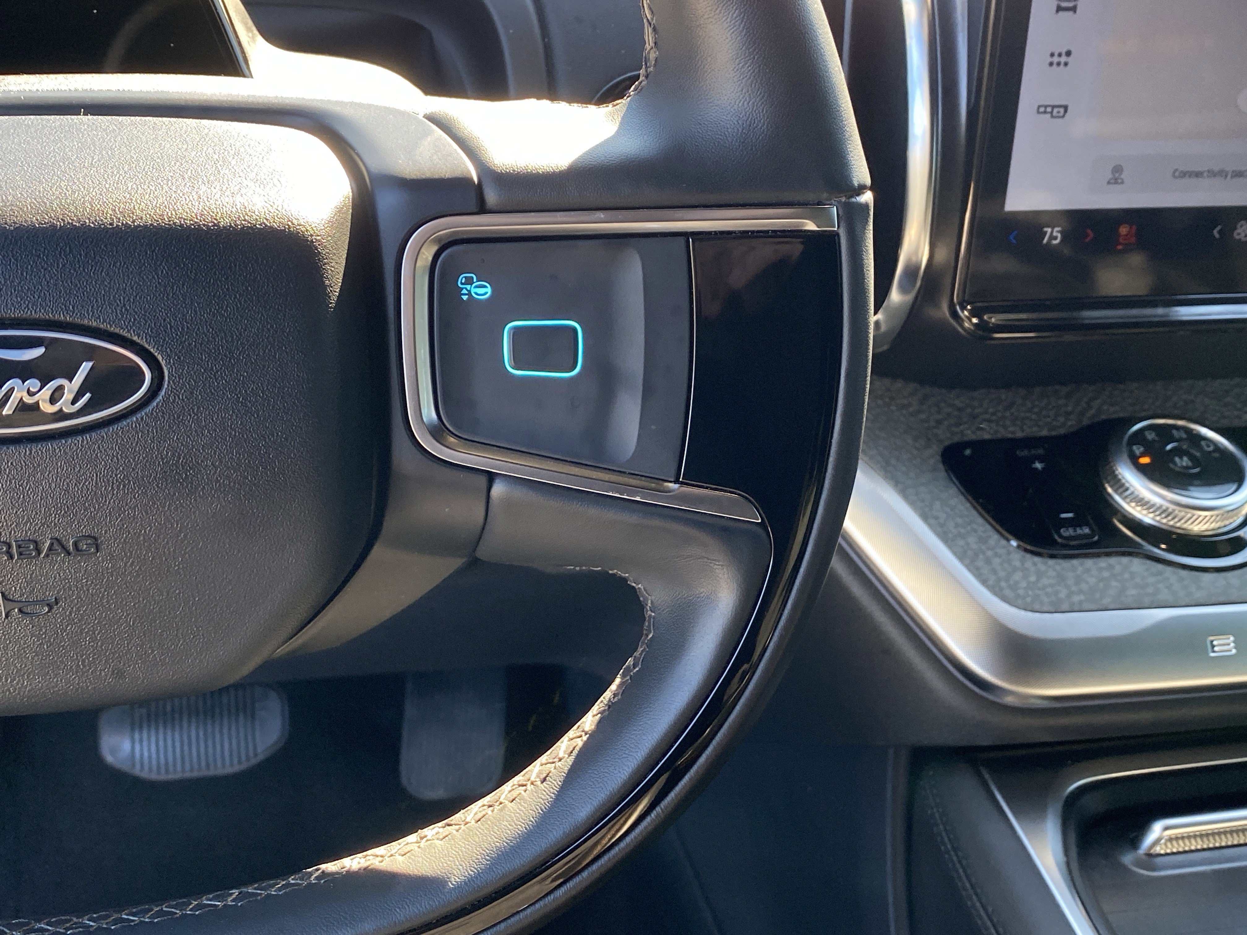 Used 2025 Ford Expedition Tremor image 31