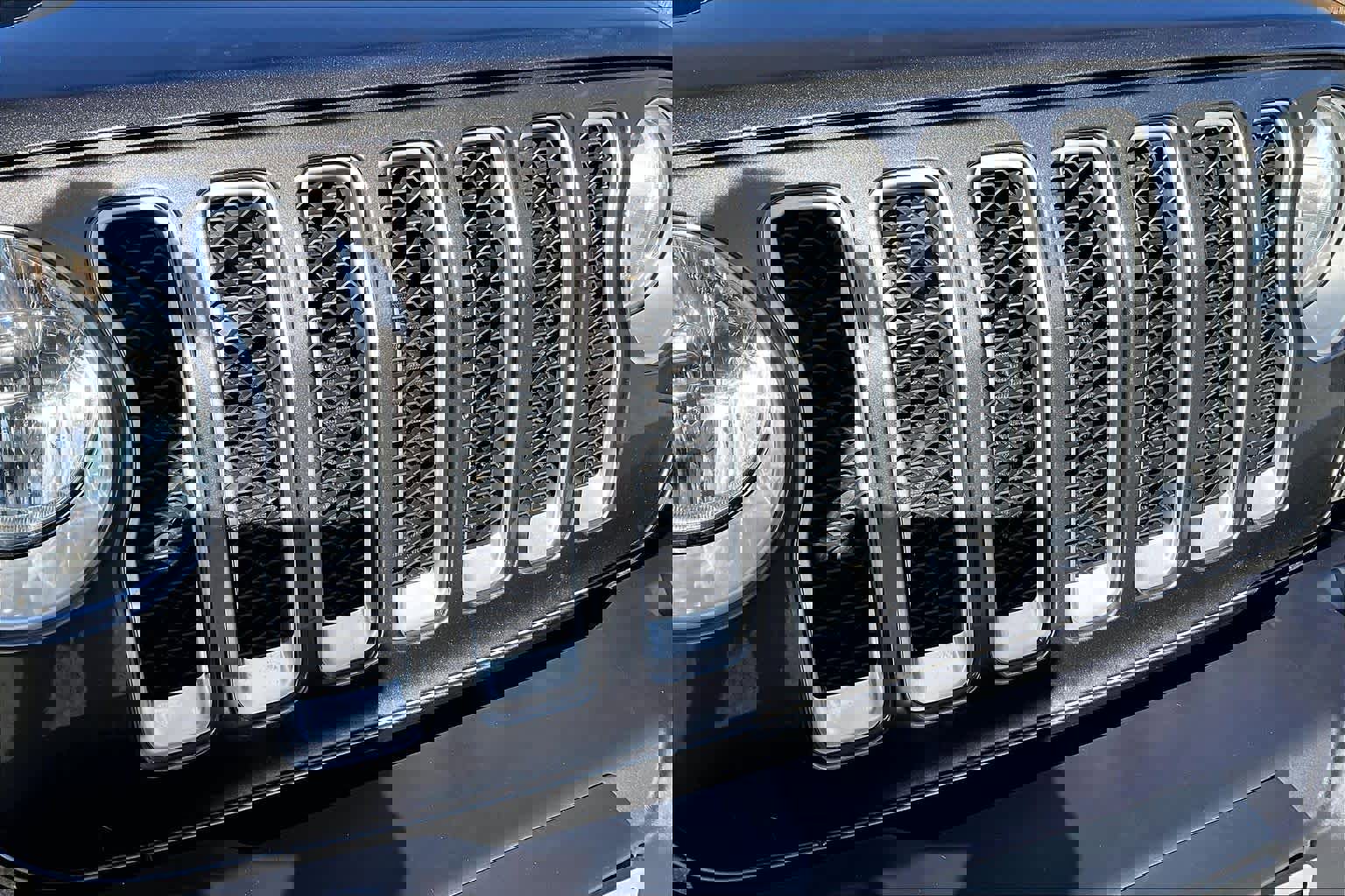 Used 2019 Jeep Wrangler Unlimited Sahara image 31