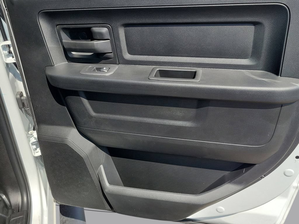 New 2026 RAM 3500 Tradesman AWD/4WD image 17