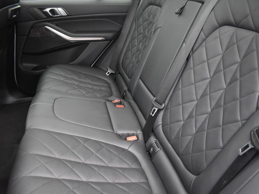 Used 2023 BMW X5 xDrive40i w/ Premium Package image 26