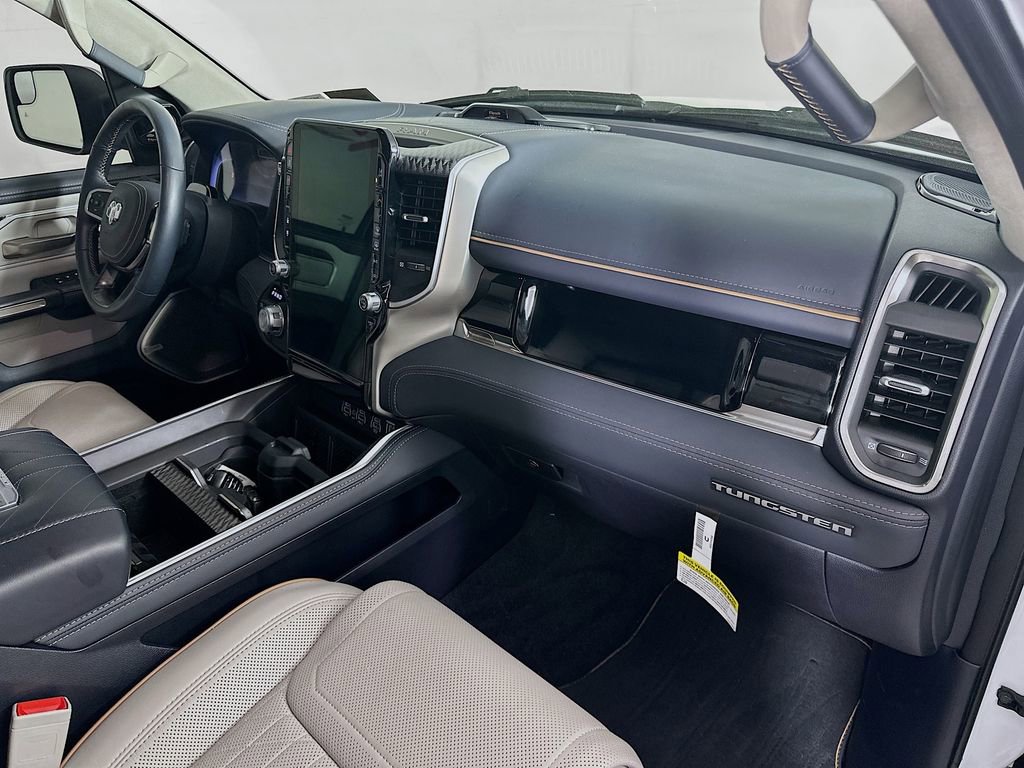 Used 2025 RAM 1500 Tungsten image 32