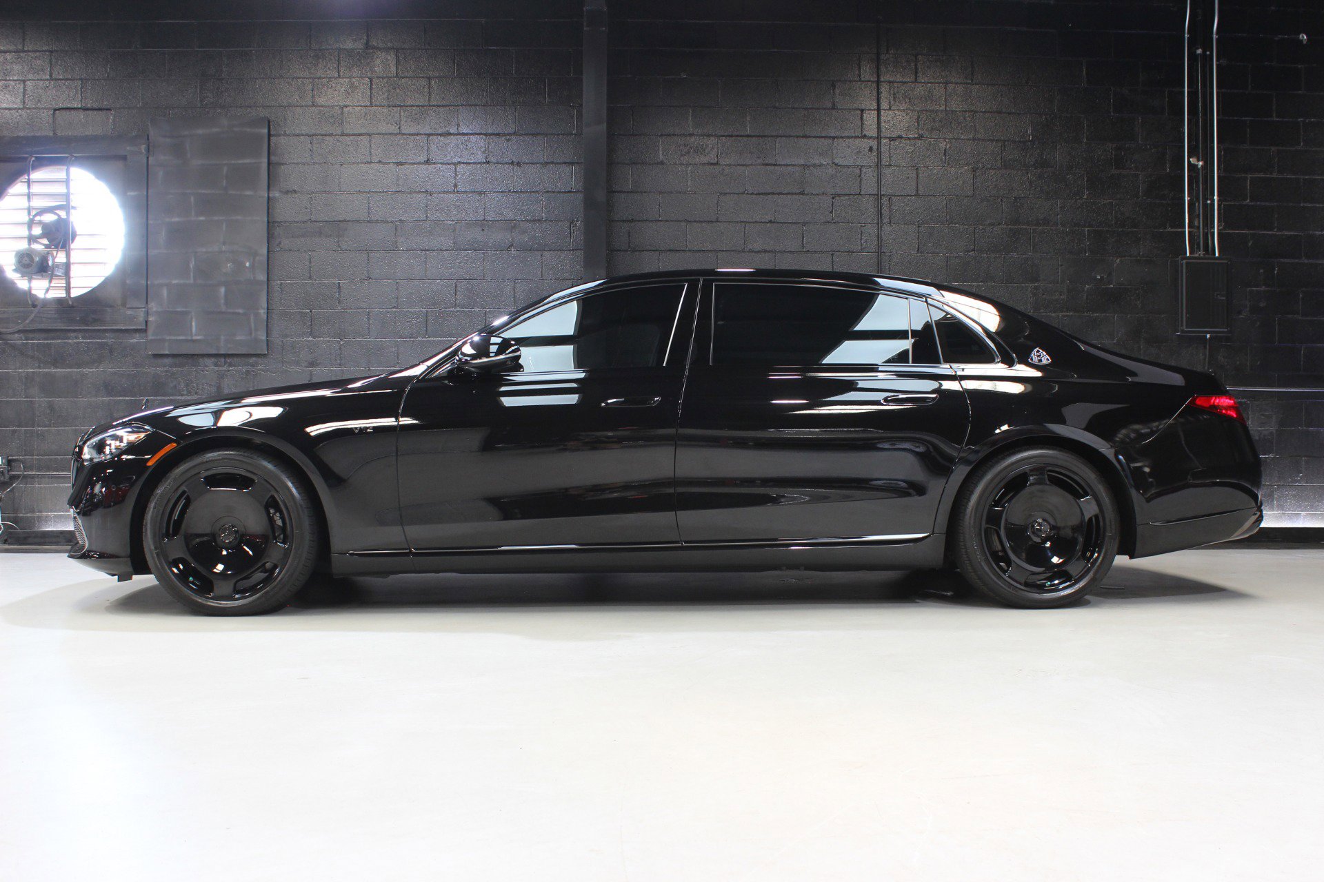 Used 2024 Mercedes-Benz Maybach S 680 4MATIC image 3