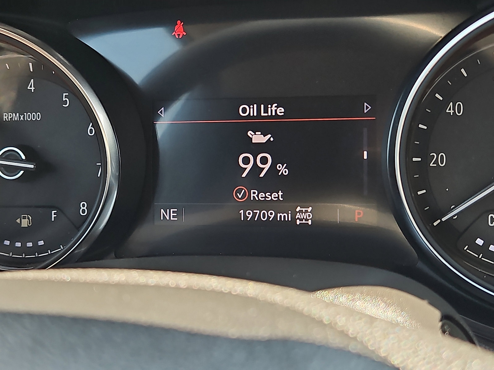 Used 2023 Buick Encore GX Select w/ Safety Package II AWD/4WD image 19