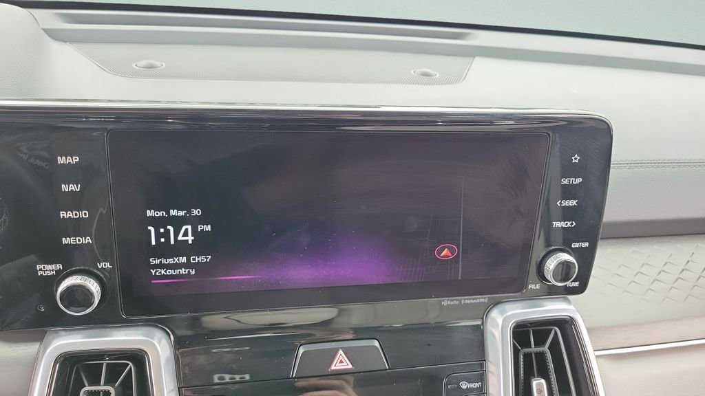 Used 2023 Kia Sorento SX image 18