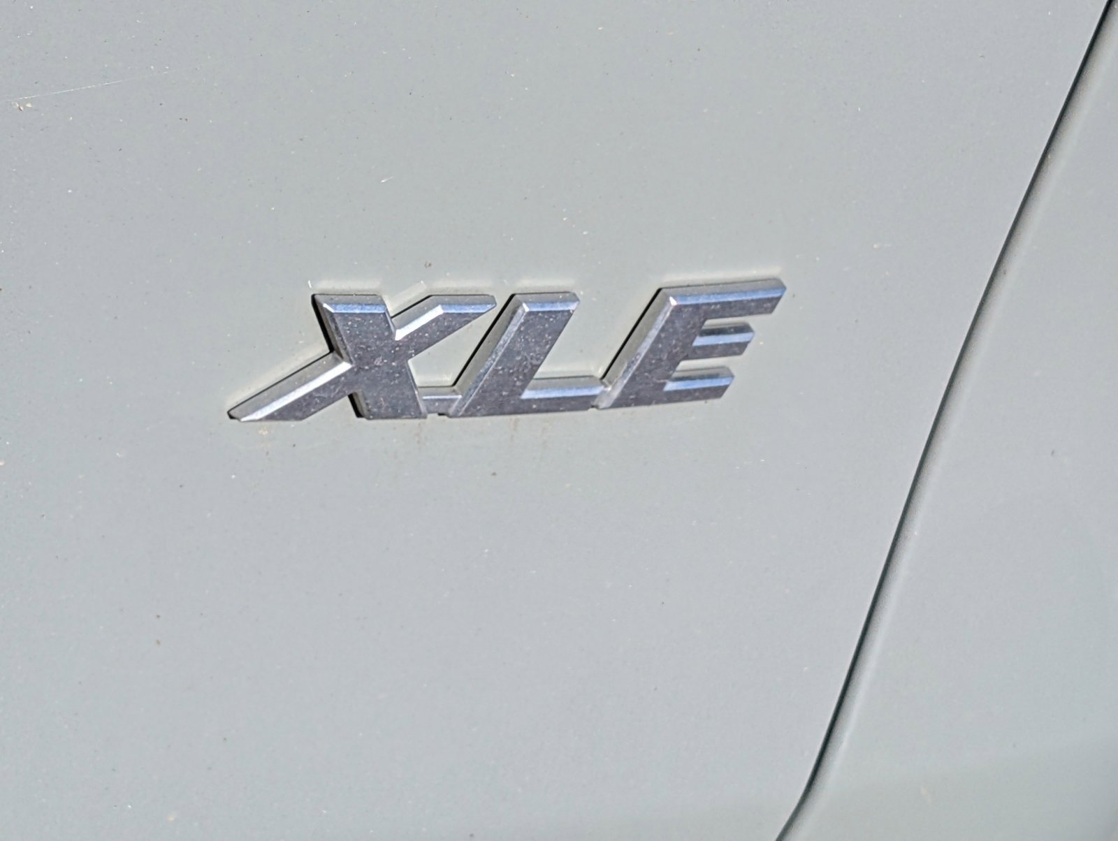 Used 2023 Toyota RAV4 XLE image 6