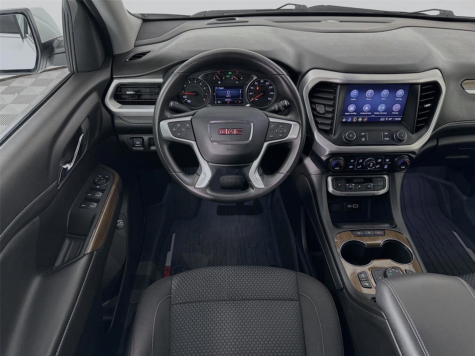 Used 2023 GMC Acadia SLE w/ Driver Convenience Package image 2