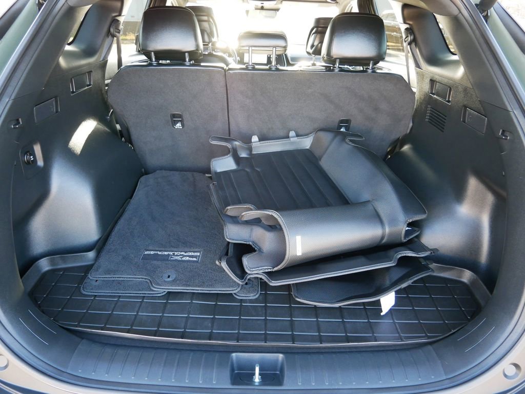 Used 2023 Kia Sportage X-Line w/ X-Line Premium Package image 10