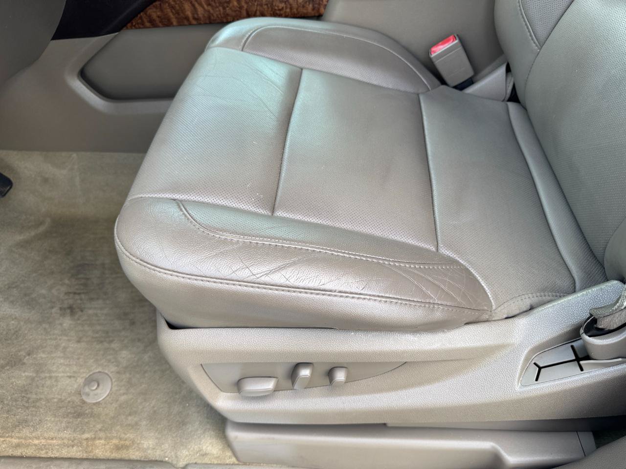 Used 2015 Chevrolet Tahoe LTZ RWD image 38