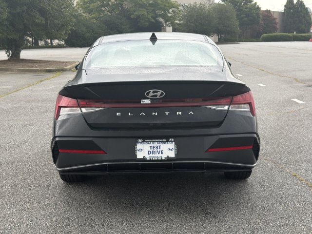 New 2026 Hyundai Elantra SEL Sport Premium FWD image 7