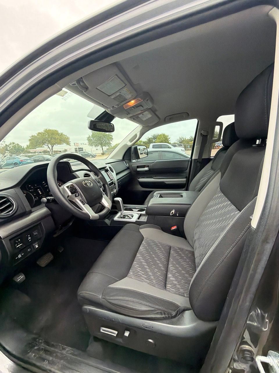 Used 2021 Toyota Tundra SR5 AWD/4WD image 7