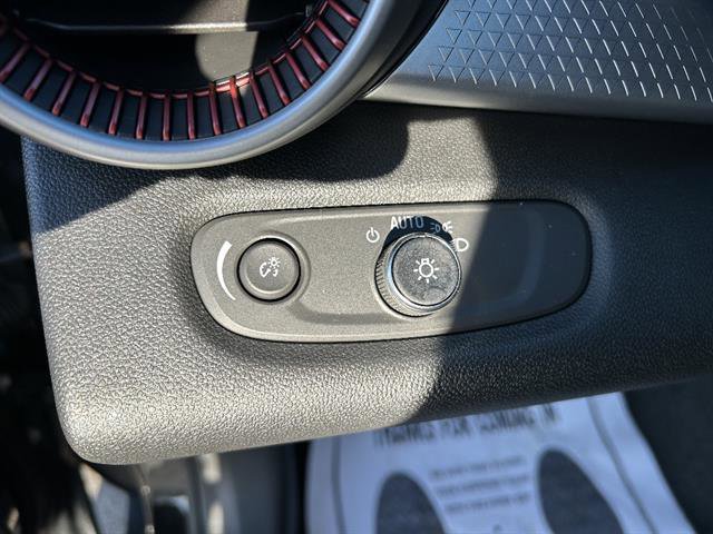 Certified 2024 Chevrolet Trax RS w/ Driver Confidence Package image 17