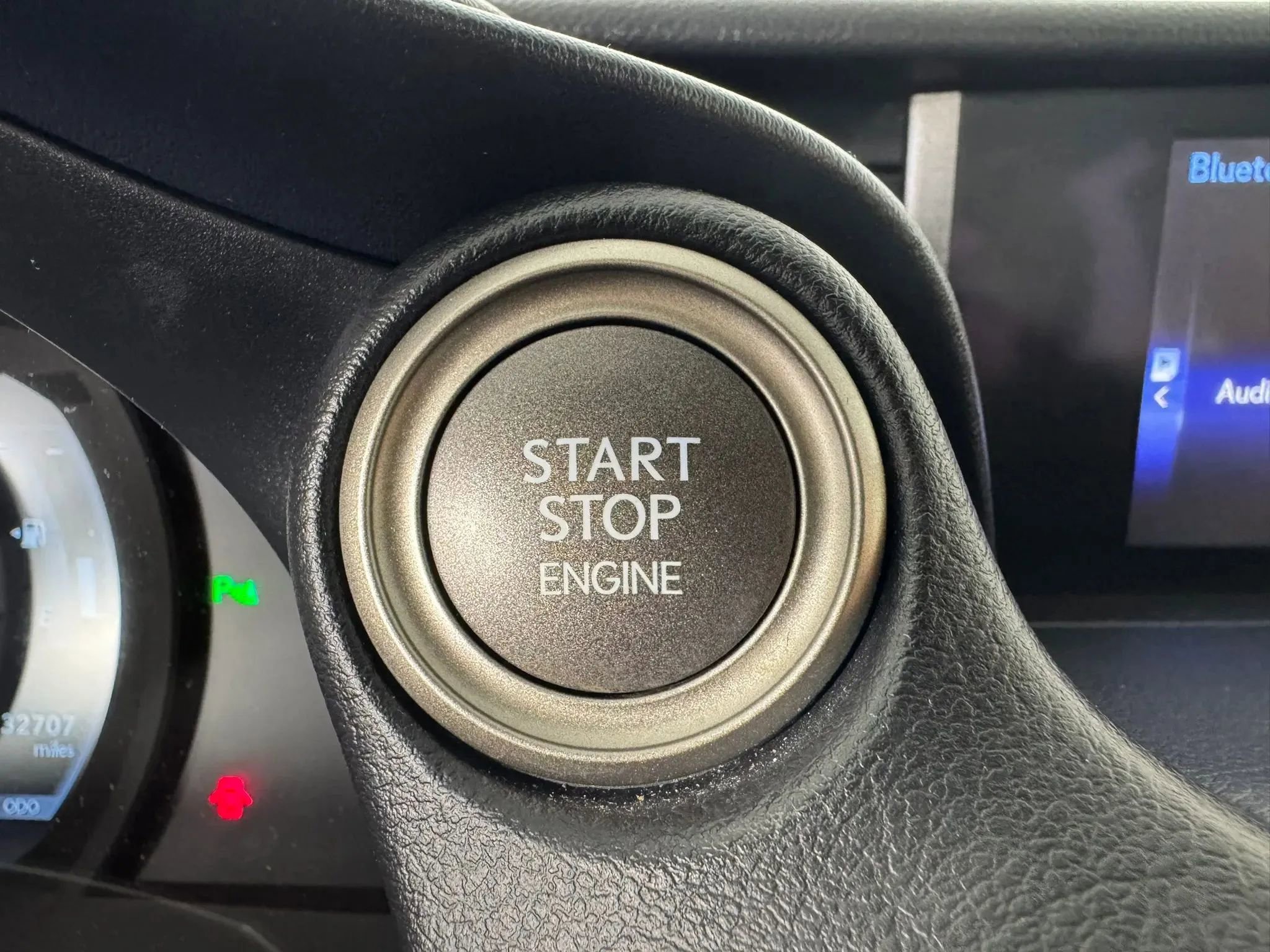 Used 2020 Lexus IS 300 F Sport w/ F Sport Package image 17