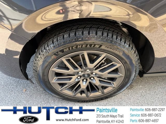 New 2027 Ford Expedition Platinum AWD/4WD image 10