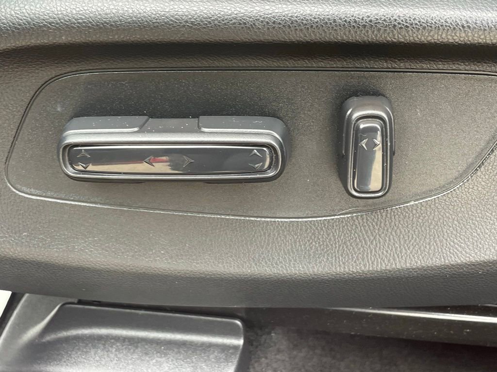 Used 2025 Honda HR-V EX-L image 24