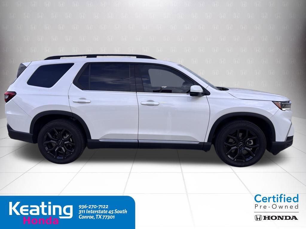 Used 2025 Honda Pilot Touring image 5
