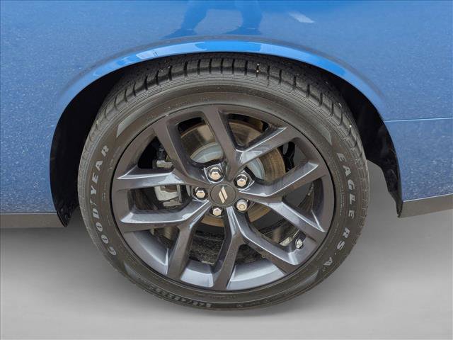 Used 2022 Dodge Challenger R/T w/ Plus Package image 24