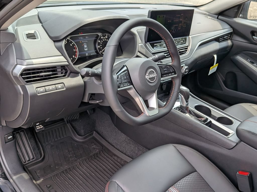 New 2026 Nissan Altima 2.5 SR w/ SR Midnight Edition Package FWD image 35