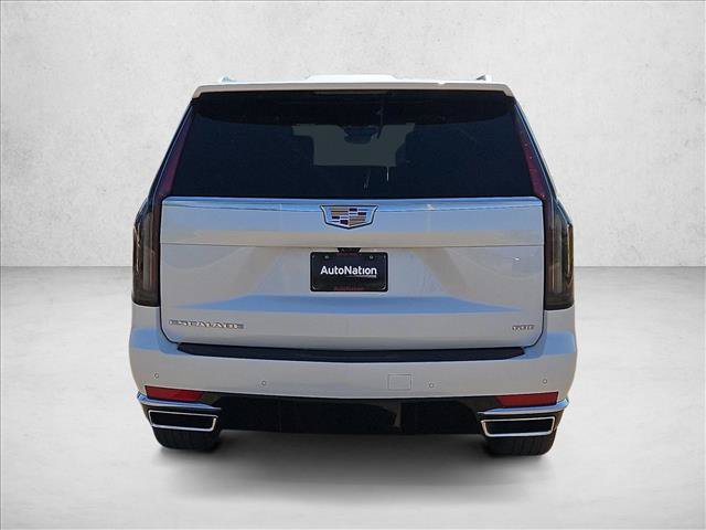 Used 2021 Cadillac Escalade Premium Luxury AWD/4WD image 7