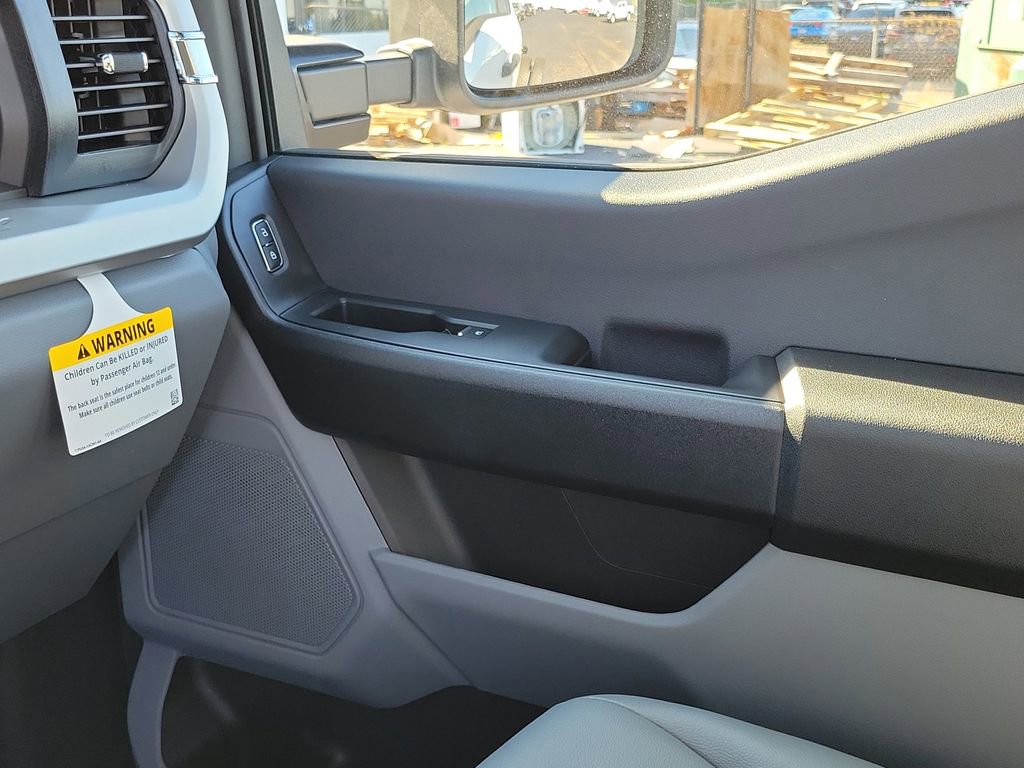 New 2026 Ford F550 4x4 Regular Cab Super Duty image 30