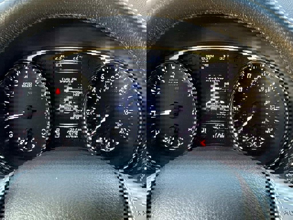 Used 2016 Nissan Rogue SL w/ SL Premium Package image 29