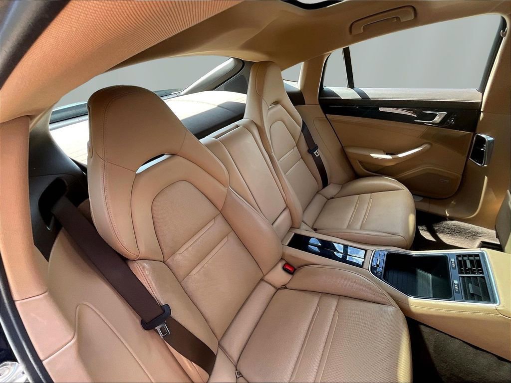 Used 2020 Porsche Panamera 4S AWD/4WD image 25