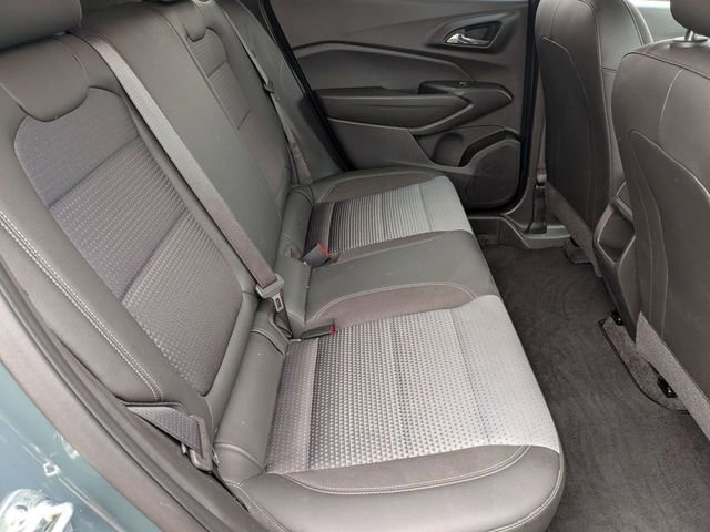 Used 2025 Chevrolet Trax LT w/ LT Convenience Package image 29