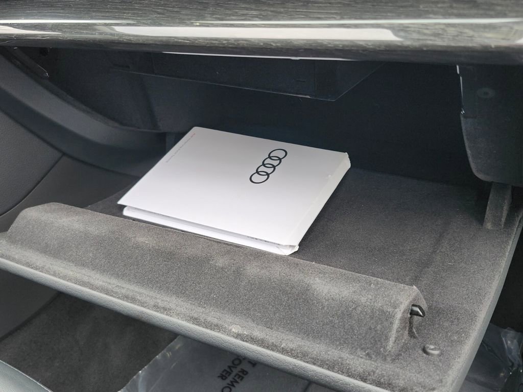 Used 2023 Audi Q7 2.0T Premium w/ Convenience Package image 22