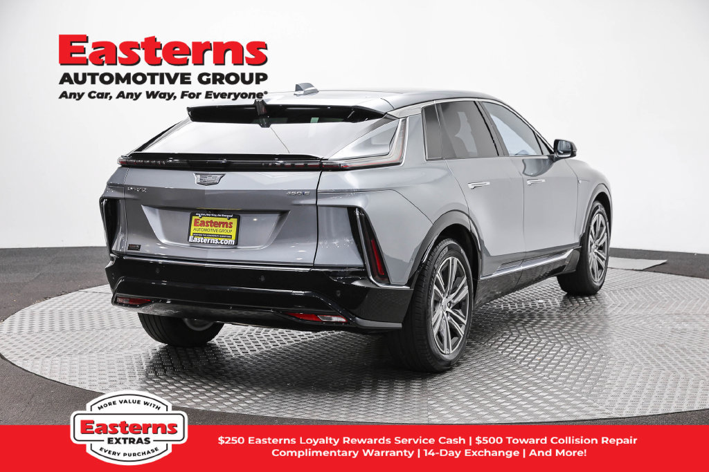 Used 2024 Cadillac Lyriq Luxury RWD image 6