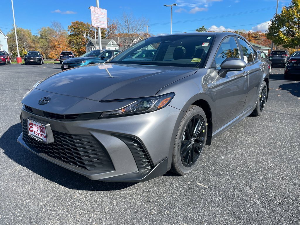 New 2026 Toyota Camry SE image 1