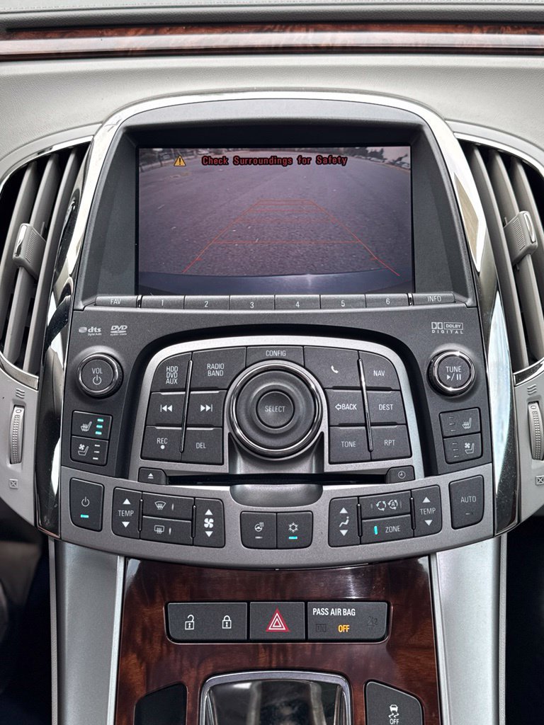 Used 2010 Buick LaCrosse CXS FWD image 17