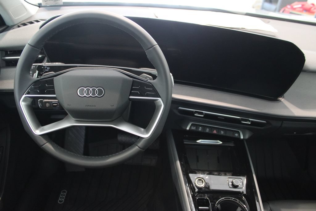 New 2026 Audi Q3 quattro 2.0T AWD/4WD image 5