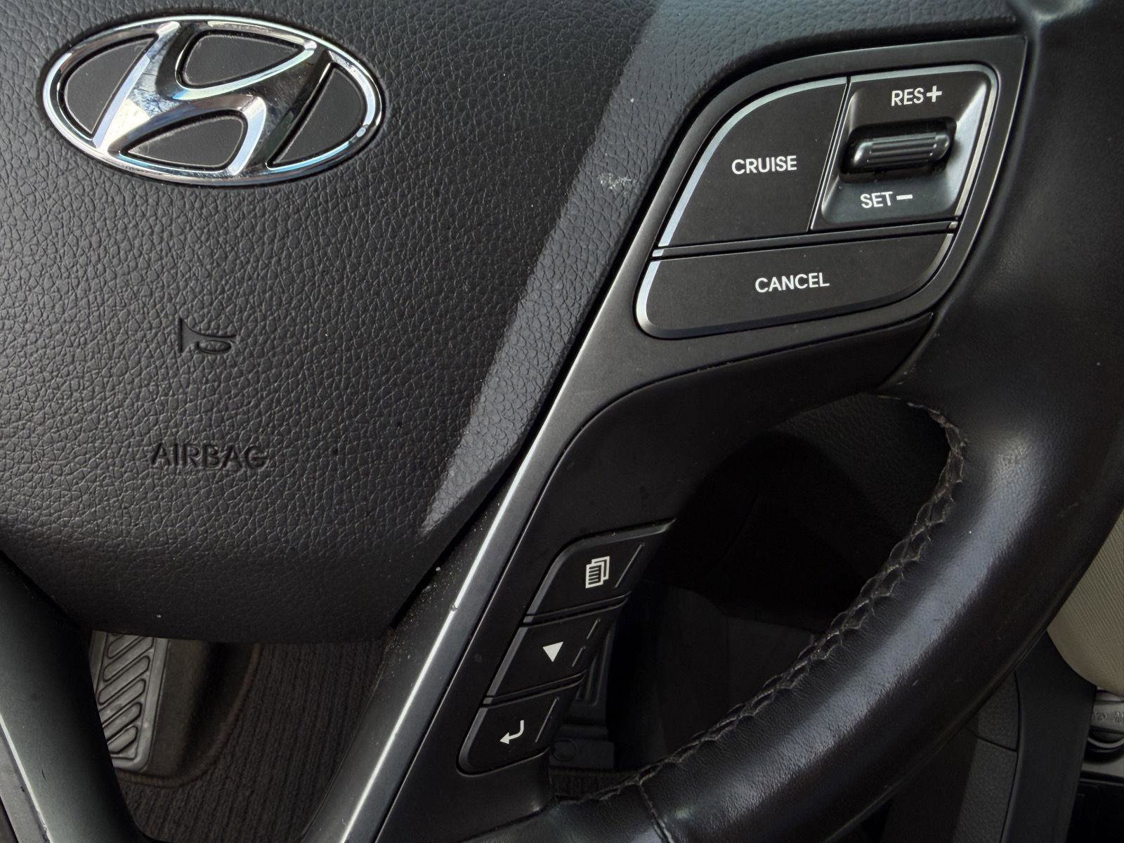 Used 2018 Hyundai Santa Fe Sport w/ 2.4L Tech Package 04 image 18