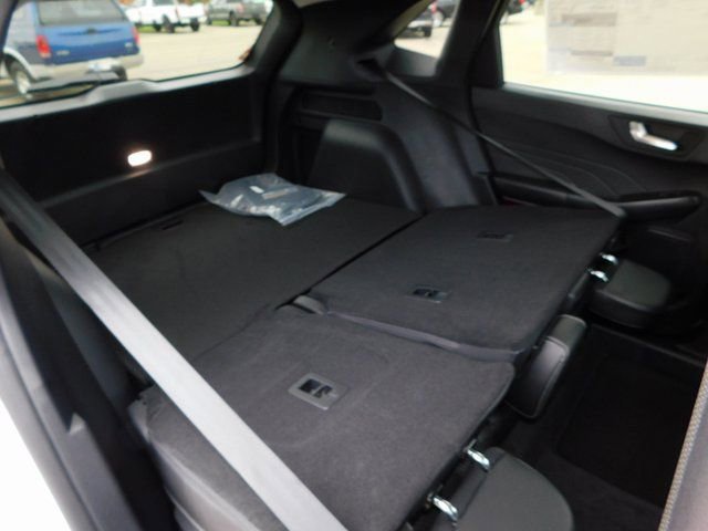 New 2026 Ford Escape SE image 27