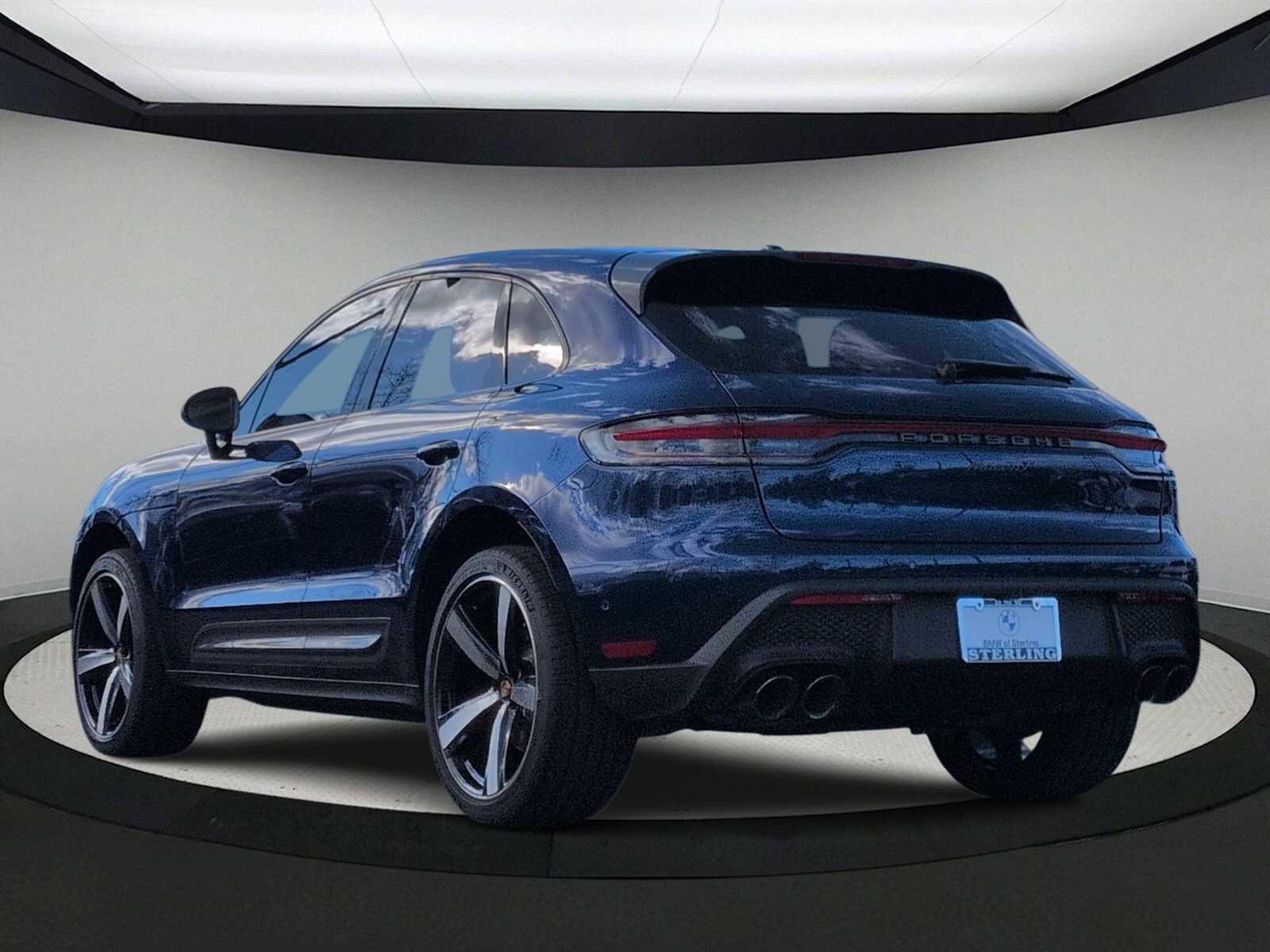 Used 2023 Porsche Macan Turbo image 6