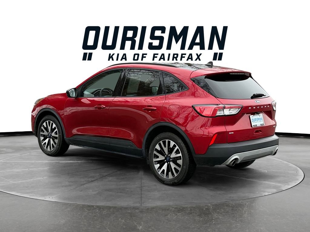 Used 2020 Ford Escape SE Sport image 4