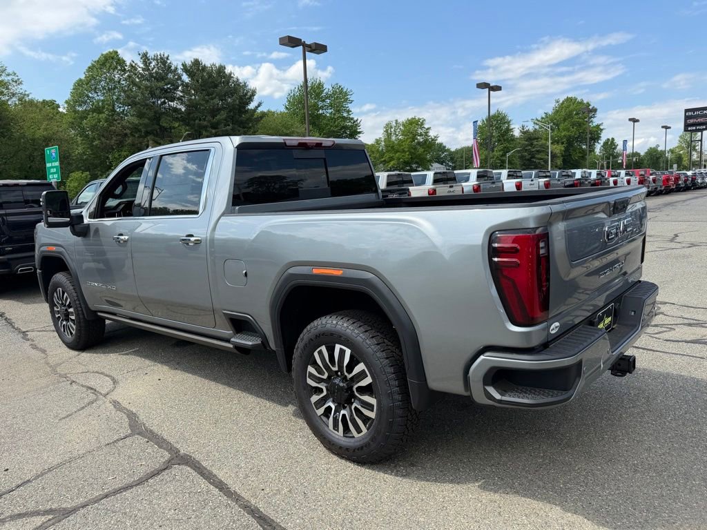 New 2026 GMC Sierra 2500 Denali Ultimate AWD/4WD image 3