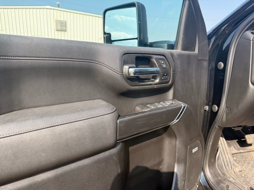 Used 2023 GMC Sierra 2500 AT4 w/ AT4 Preferred Package image 14