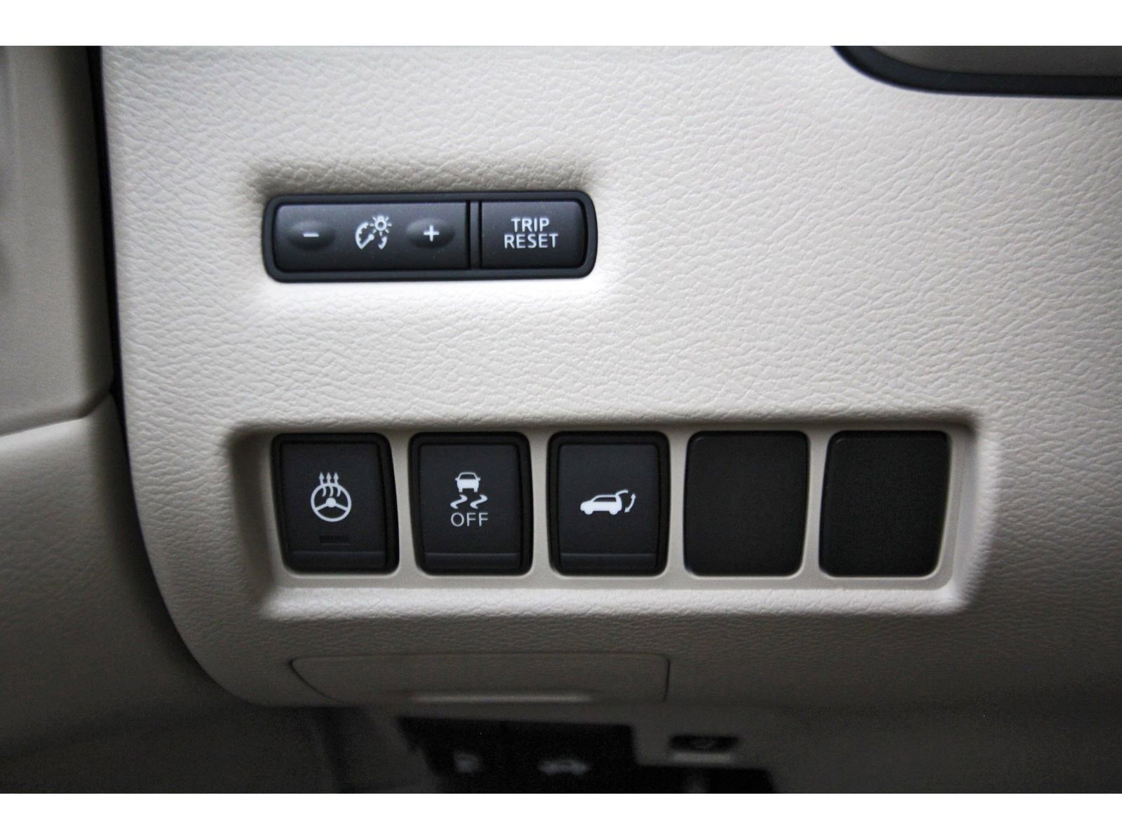 Used 2018 Nissan Murano Platinum w/ Cargo Package FWD image 20