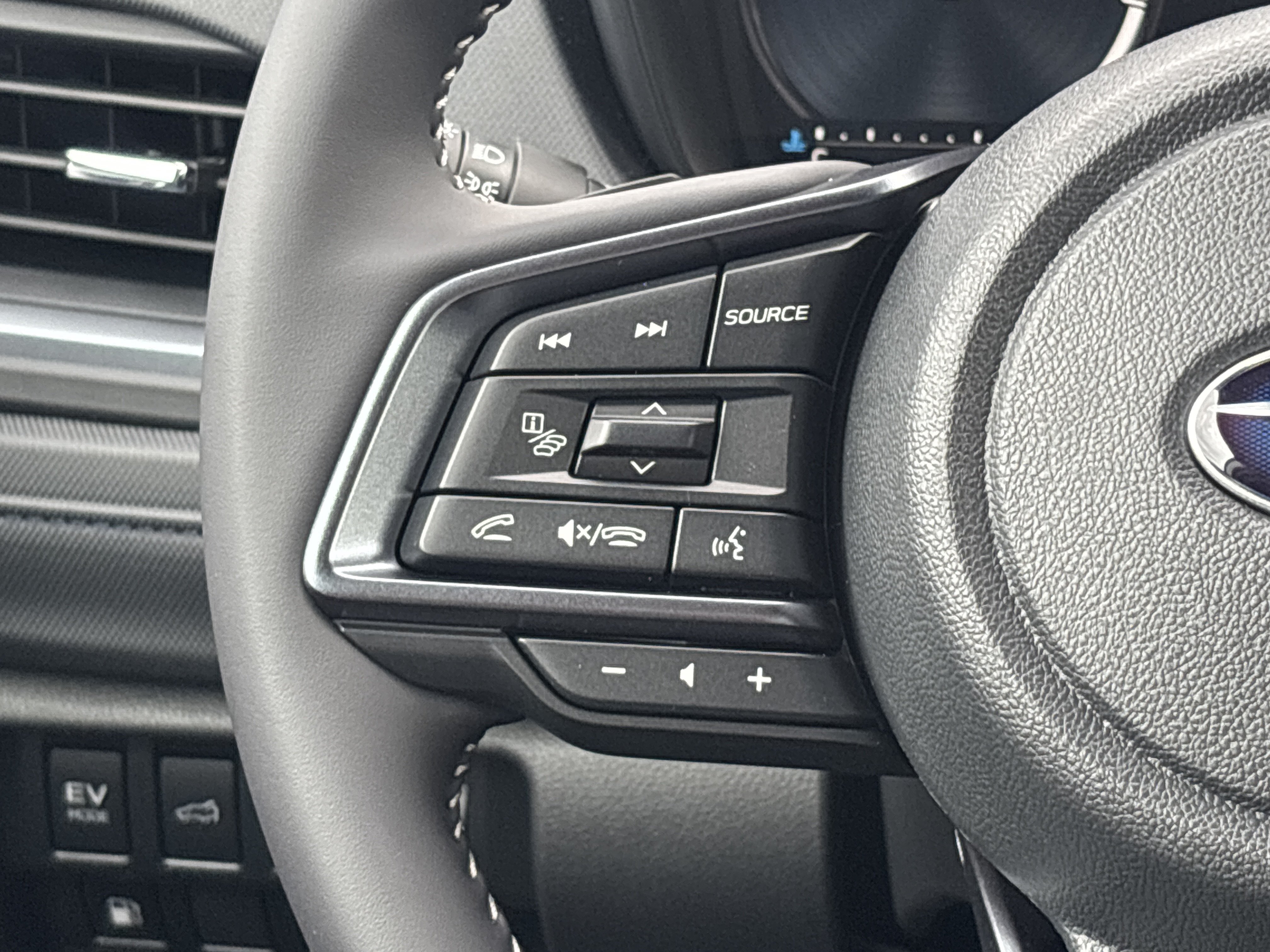 New 2026 Subaru Forester Limited AWD/4WD image 4